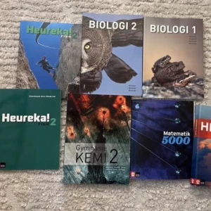 Kurslitteratur basår - Alla böcker till su naturvetenskapligt basår, typ helt nya,  fysik 1 är ej med, kan sälja separat oxkså