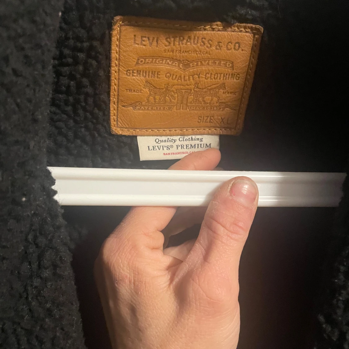 Svart jeansjacka med teddyfoder Levi's XL - 2