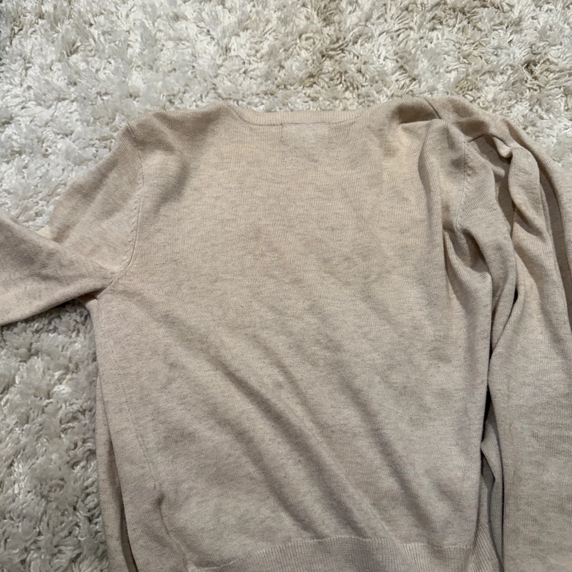 Beige kofta med knappar - 1