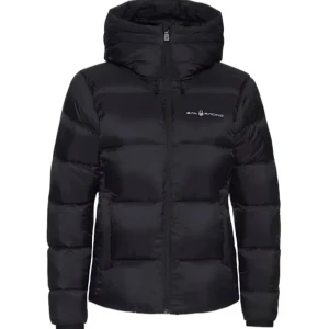 vinter jacka - säljer den här fina sail racing jackan som inte har några tecken på användning, den är i storlek 158/164 men passar XS och S också, perfekt för kalla dagar och har en clean, sportig look😊