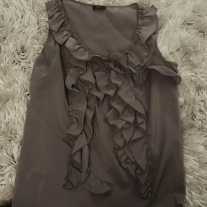 Volang topp - Mullvads brun i verkligheten. Det är en utav mina gamla favoriter, verkligen så söt😍