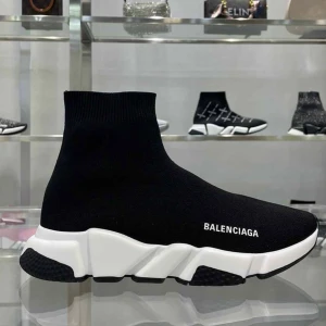 Balenciaga - Strl 38