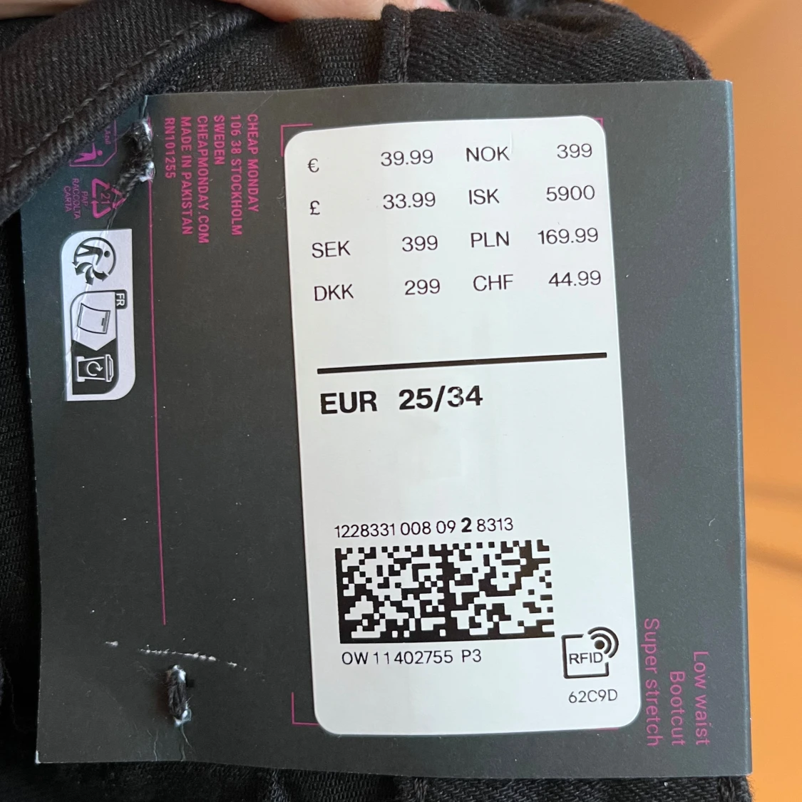 Svarta low waist bootcut jeans  - 2