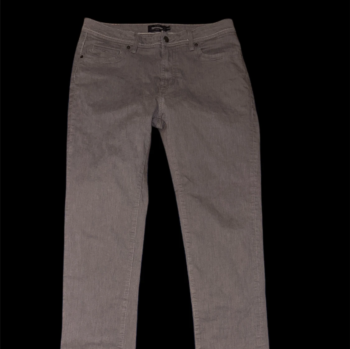 Grå slim fit jeans från Dressmann