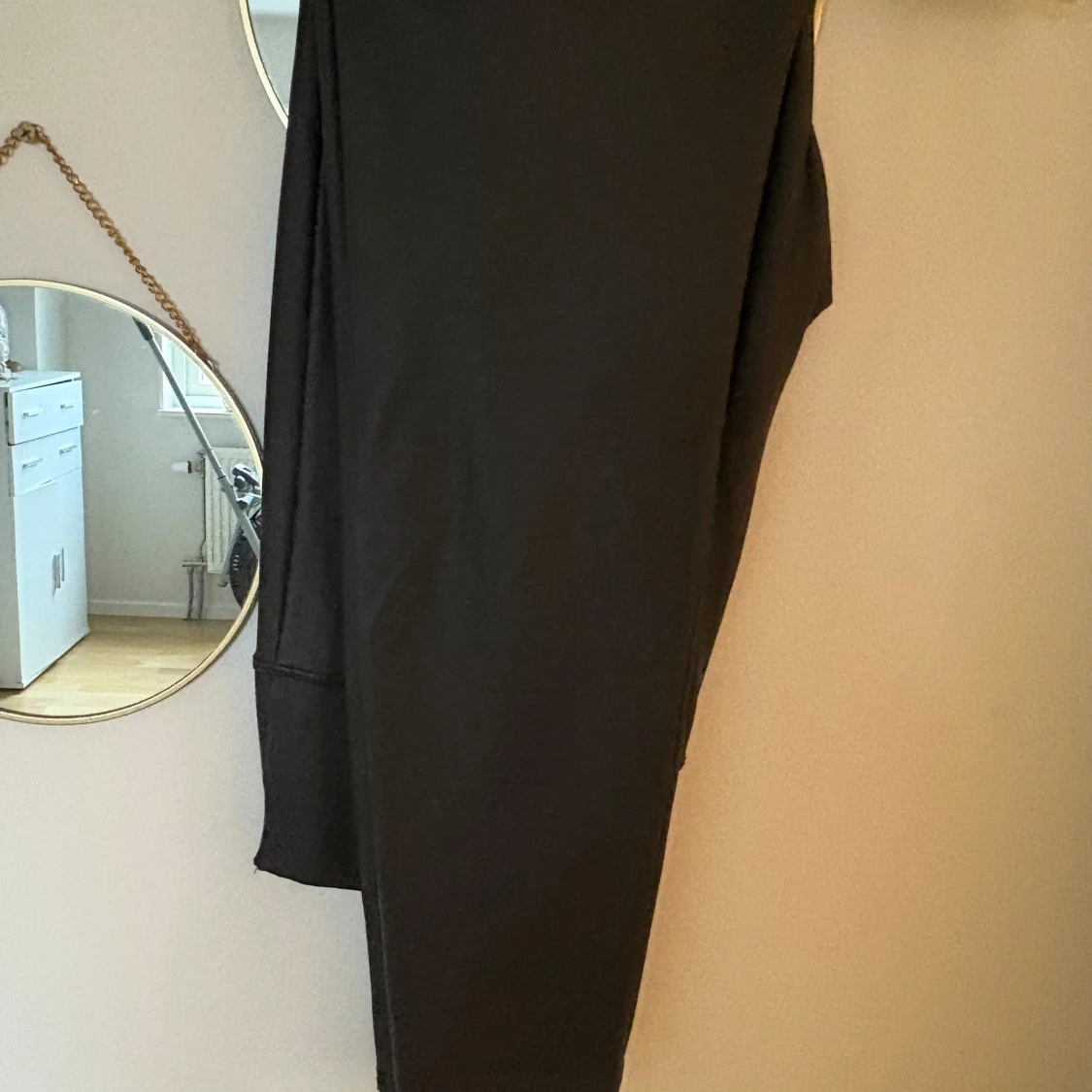 Svarta skinnimitation byxor - 1