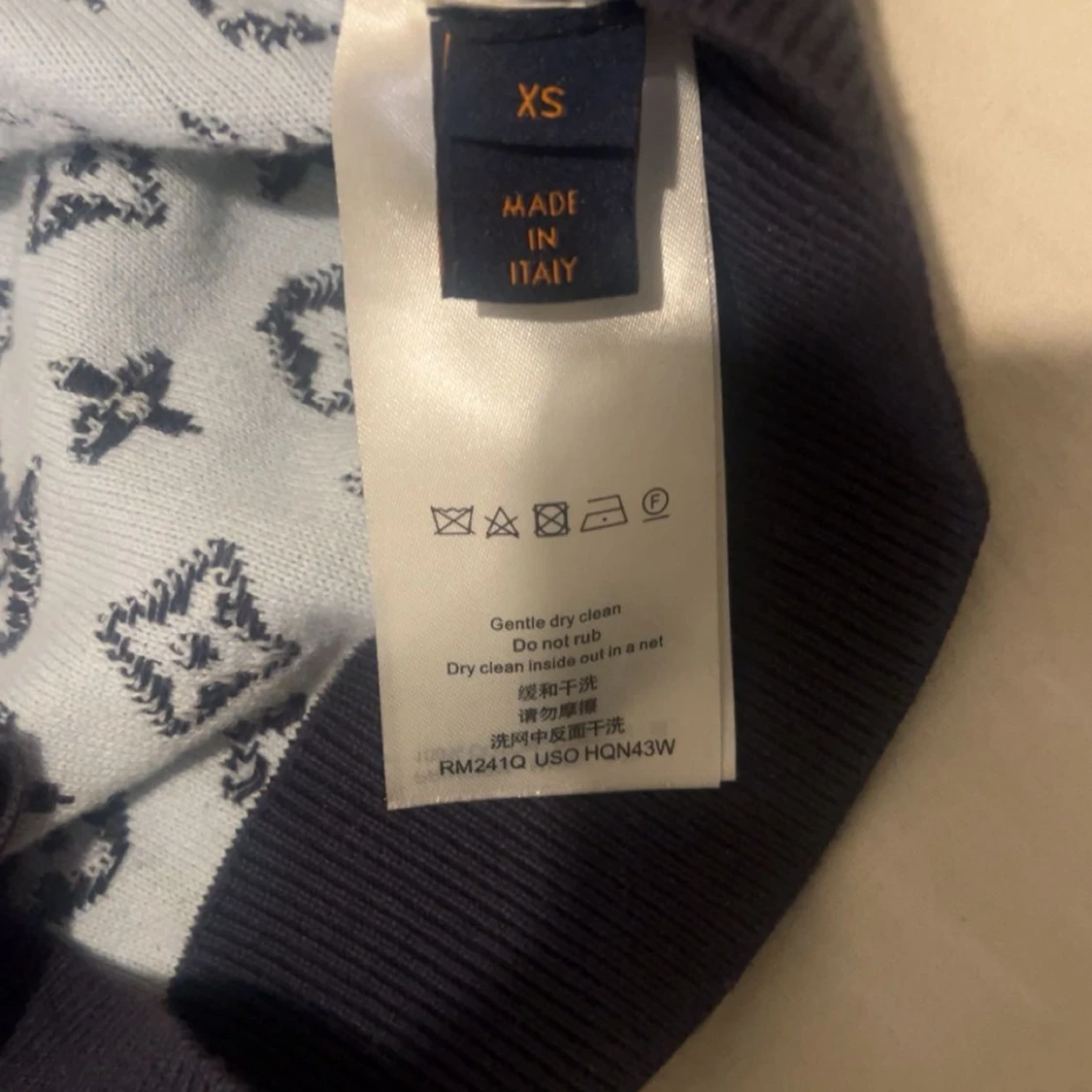 Mörkblå Louis Vuitton hoodie XS - 1