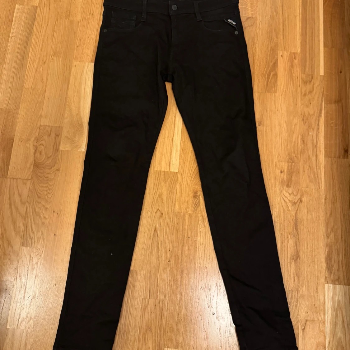 Svarta Replay Anbass jeans, stl 30/32 - 2