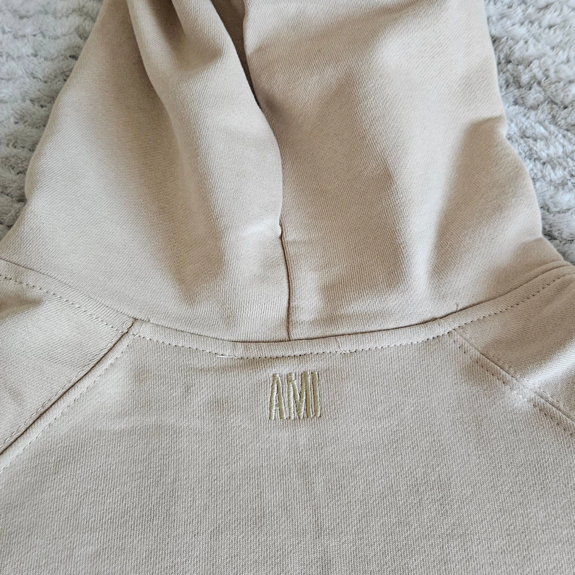 Beige hoodie från AMI Paris - 1