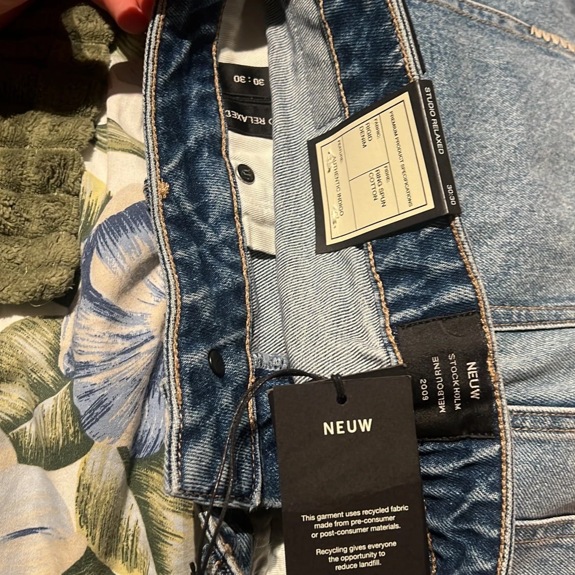 Blåa relaxed jeans från Neuw - 4