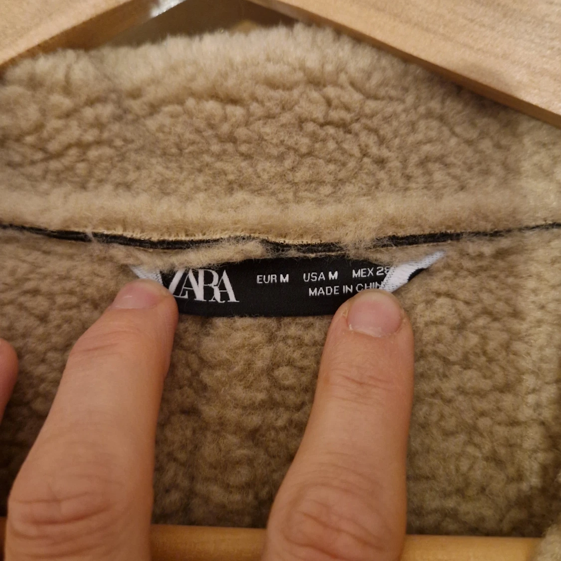 Brun shearlingjacka från Zara, stl M - 3