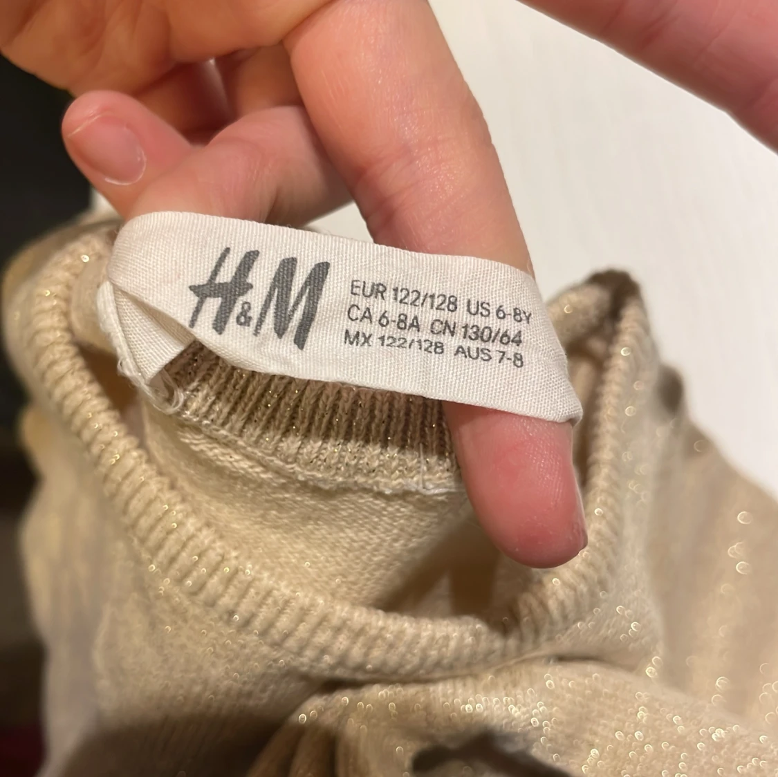 Glittrig beige kortklänning H&M - 2