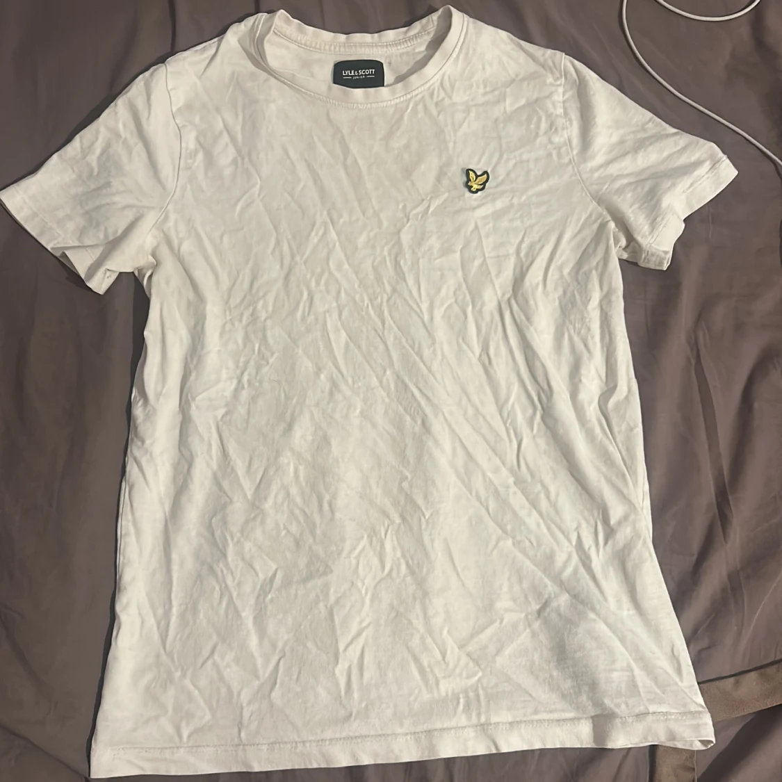 Vit t-shirt från Lyle & Scott Junior