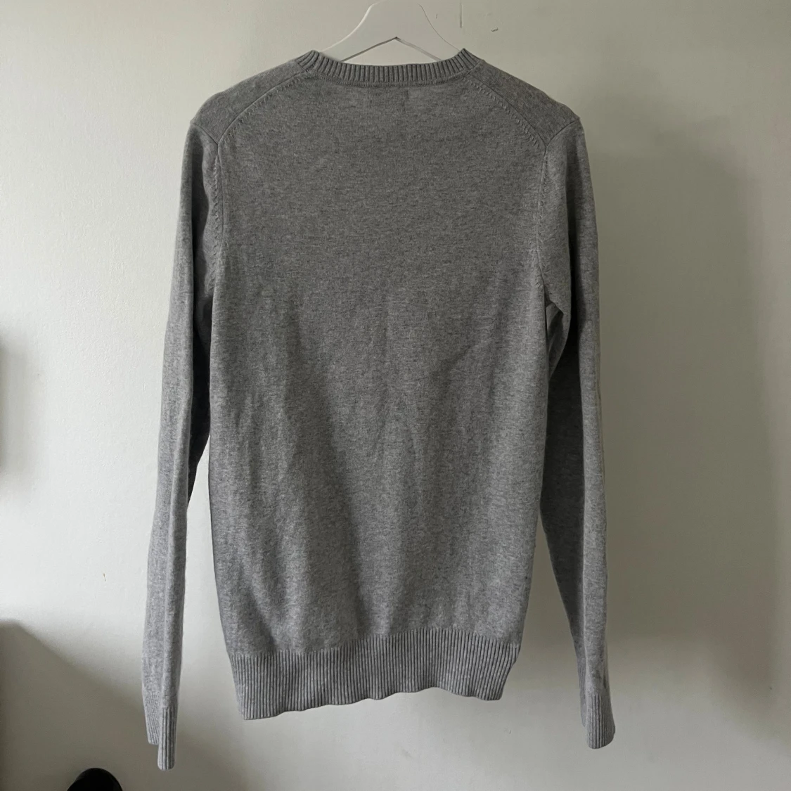 Grå ulltröja från Massimo Dutti - 2