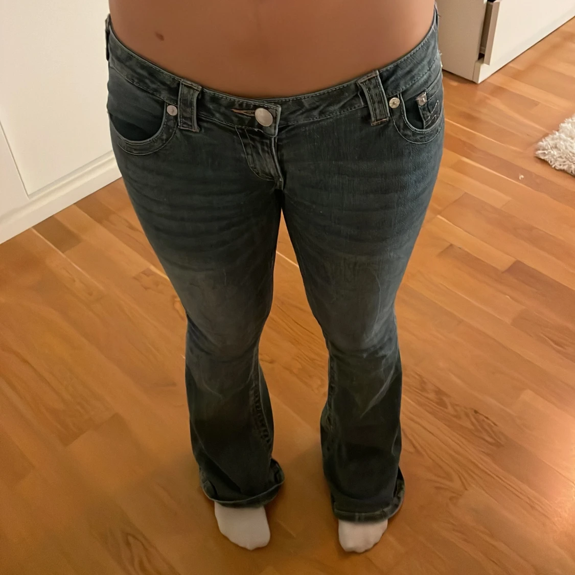 True Religion bootcut jeans blå, stl 28