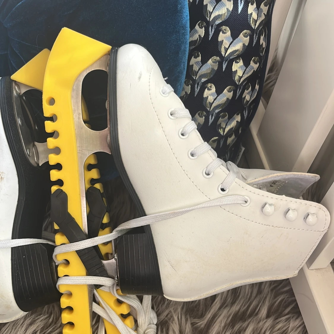 Vita konståkningsskridskor Davos JR 34 - 2