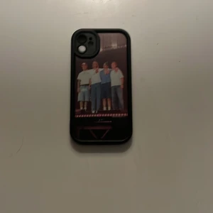 iPhone 11 - iPhone 11  hov1 skal. Bra skick