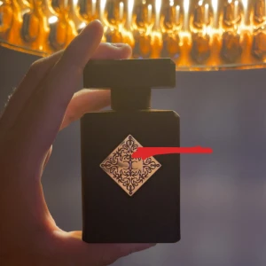 Initio Mystic Experience 90ml - Initio Mystic Experience är en Eau de Parfum med 83% volym, tillverkad i Frankrike. Flaskan rymmer 90ml och har en exklusiv design som sticker ut. Perfekt för dig som vill ha något unikt och lyxigt i din samling.