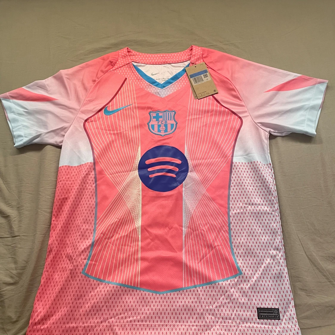 Barcelona Lamine Yamal 10 rosa matchtröja