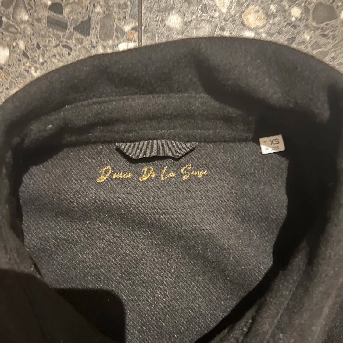 Svart overshirt från Douce De La Suze XS - 2