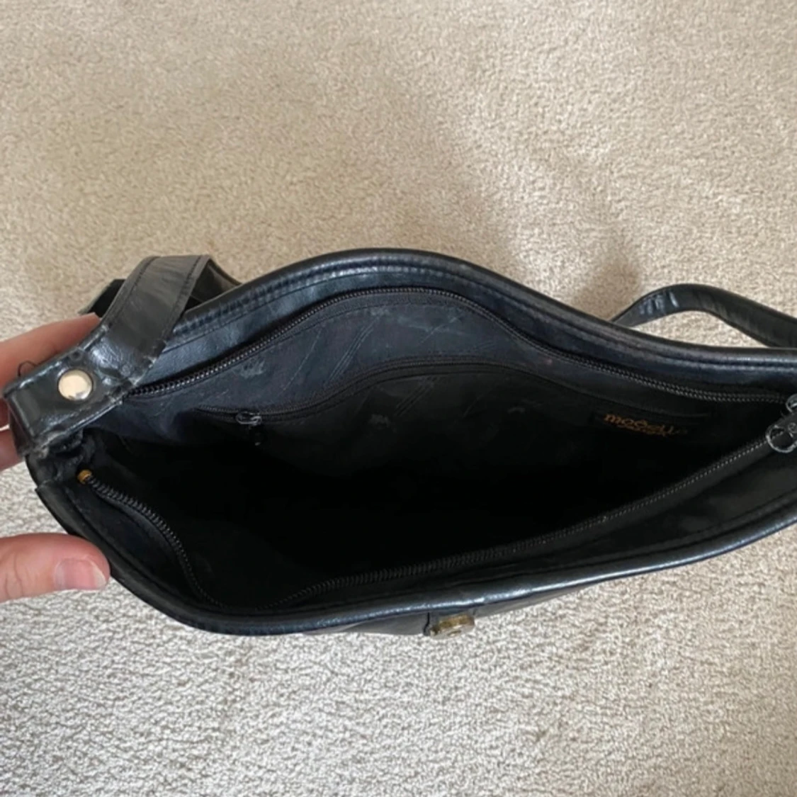 Svart axelväska - 3