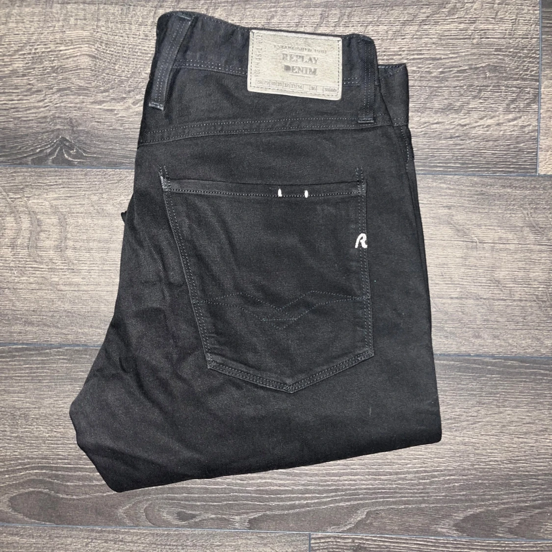 Svarta Replay Anbass jeans