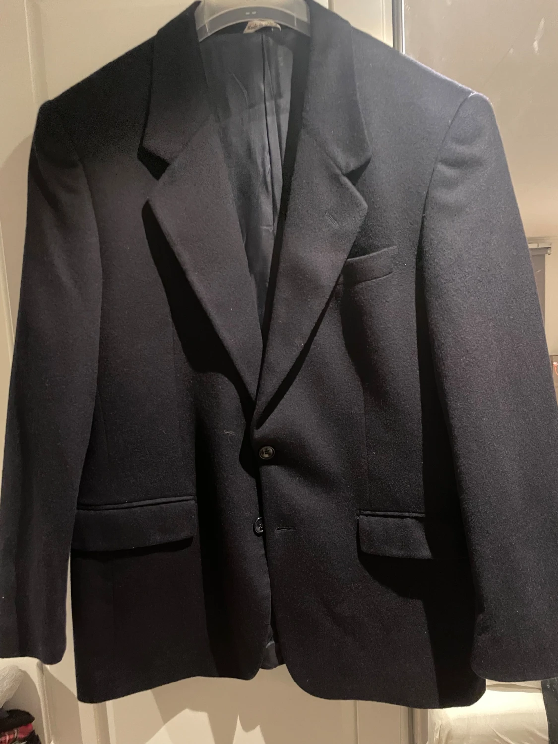 Svart rock från Mario Zegna - 2