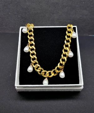 Guldpläterat halsband  - Material-rostfritt stål.  Kedjetjocklek-9mm 