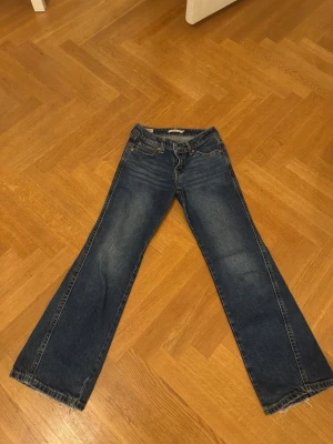 Blåa jeans  - Blåa jeans från Levi’s