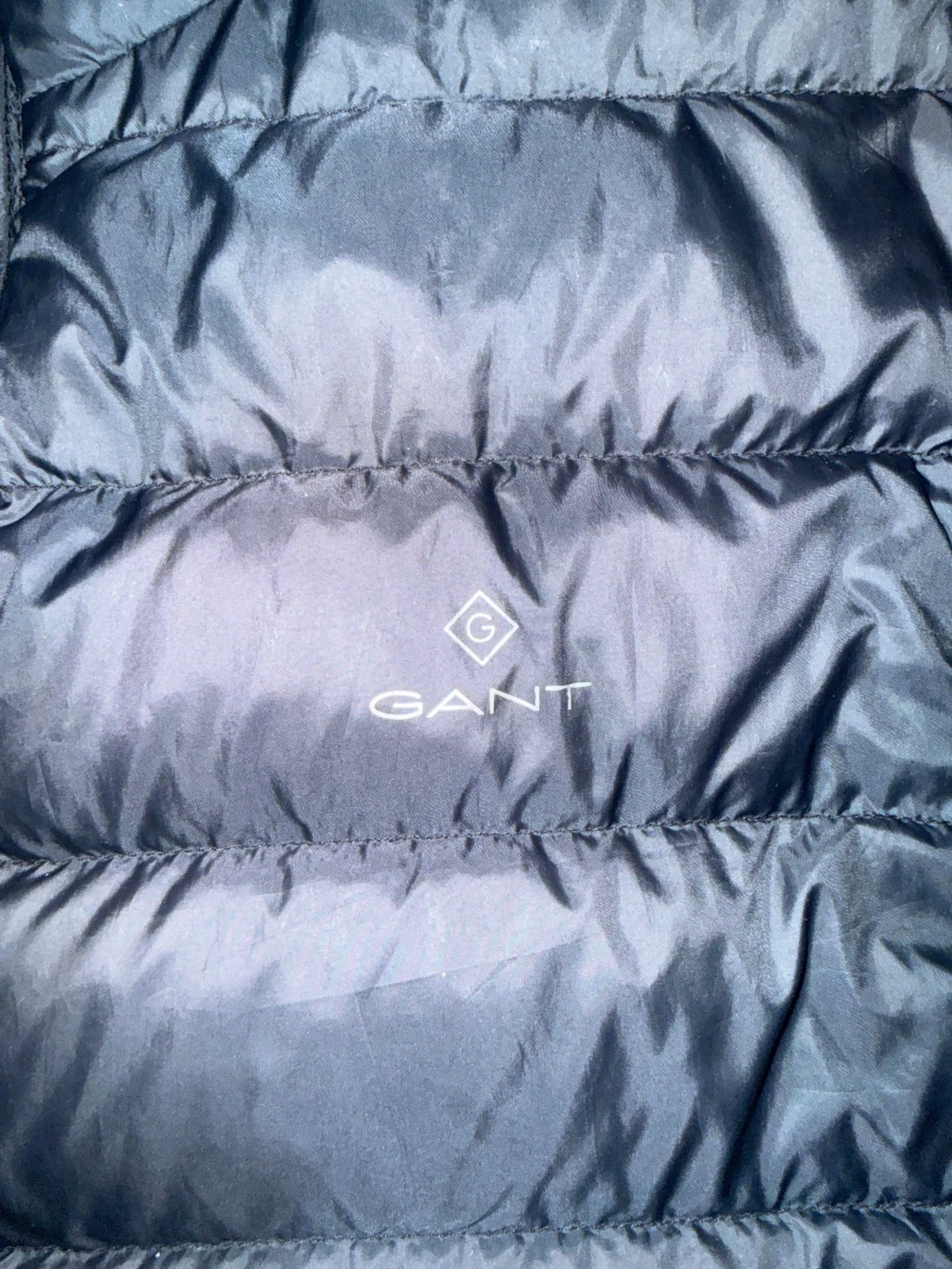 Svart dunväst från GANT, storlek S - 3