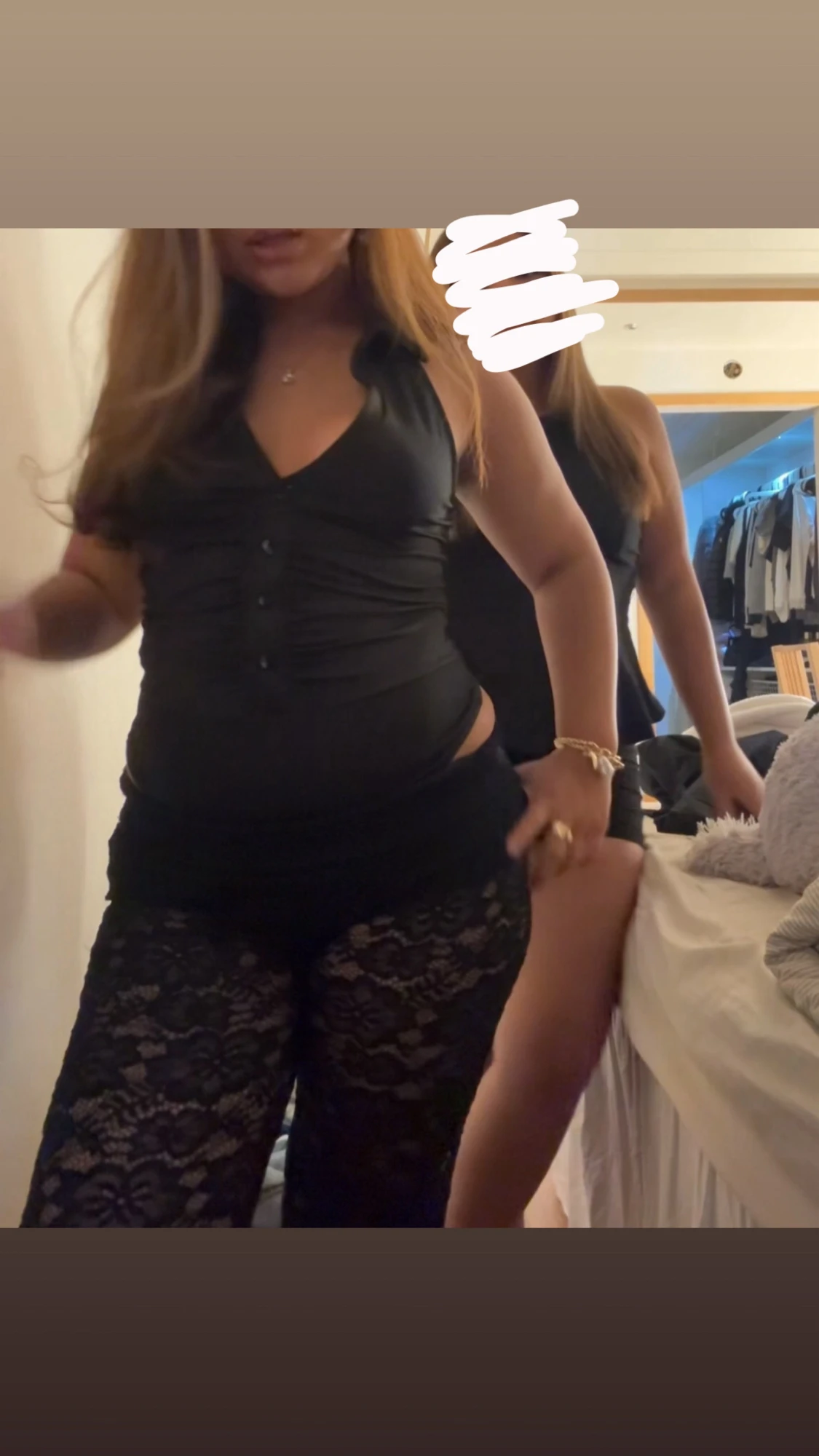 Svart omlott bodysuit med knappar - 2