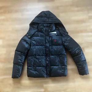 Ralph Lauren Vinterjacka - Storlek L. Helt ny. Lapp medföljes