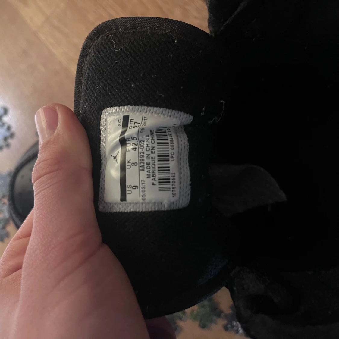 Nike Air Jordan 1 Mid Svarta Skinn - 2