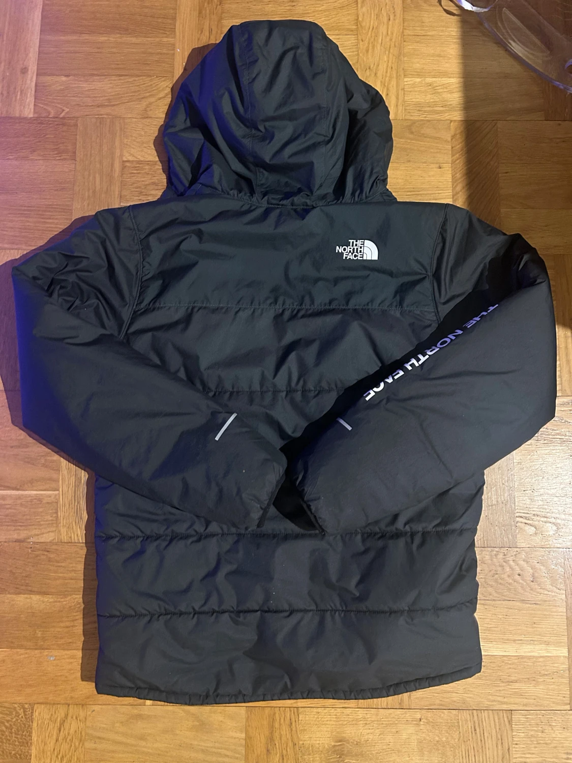 Svart pufferjacka från The North Face - 2