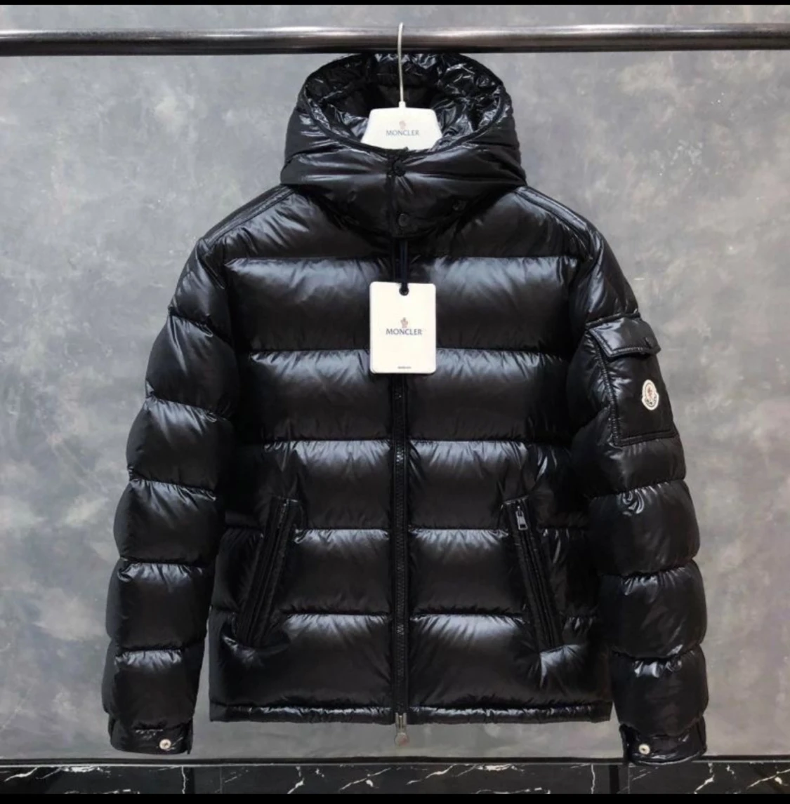 Svart Moncler pufferjacka med huva - 6