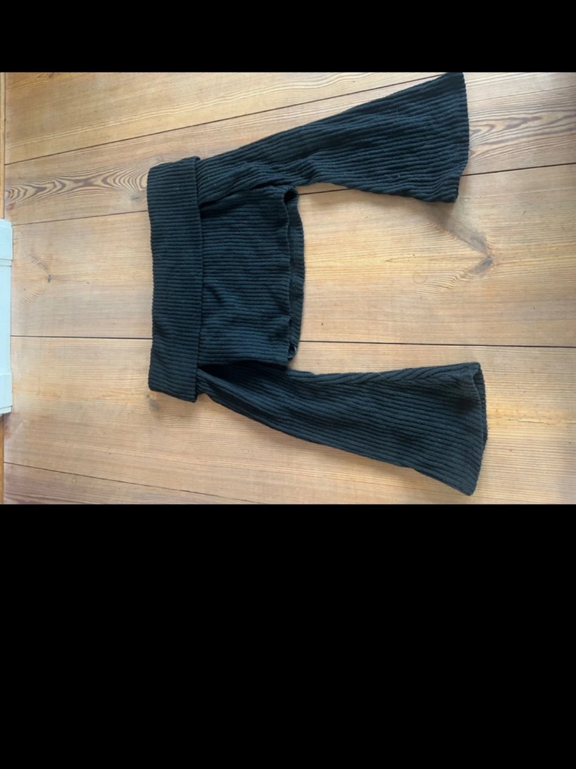 Svart ribbad offshoulder topp från SHEIN