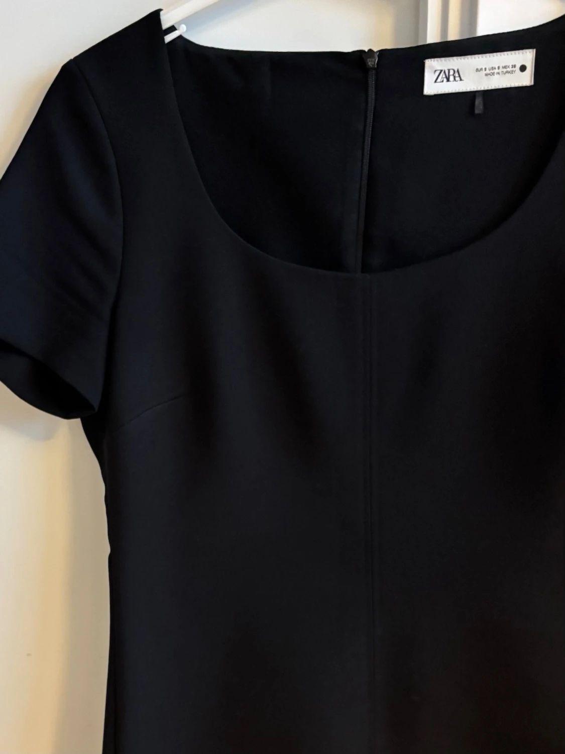Svart snygg klänning Zara  - 1