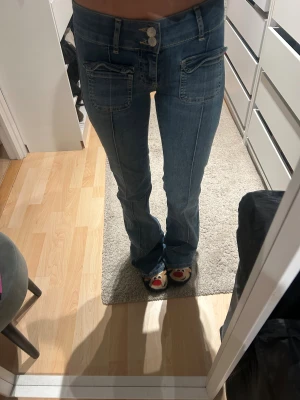 Nelly jeans - Säljer dessa superfina jeansen från Nelly eftersom de inte längre kommer till användning💗
