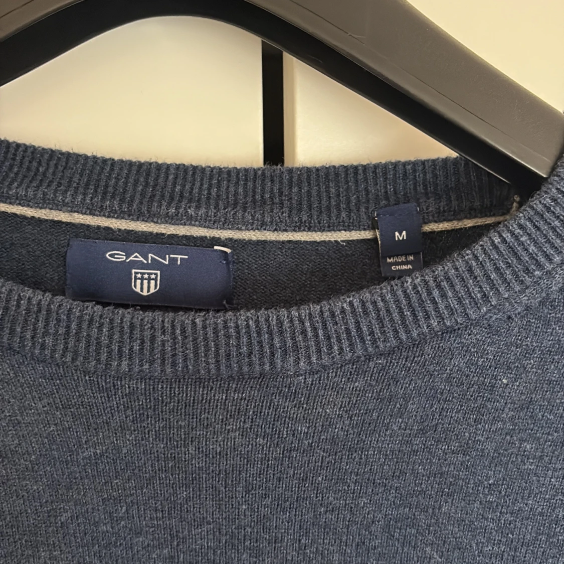 Marinblå tröja från GANT - 2