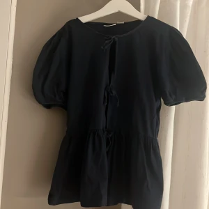 Gina tricot - Minimalt använd