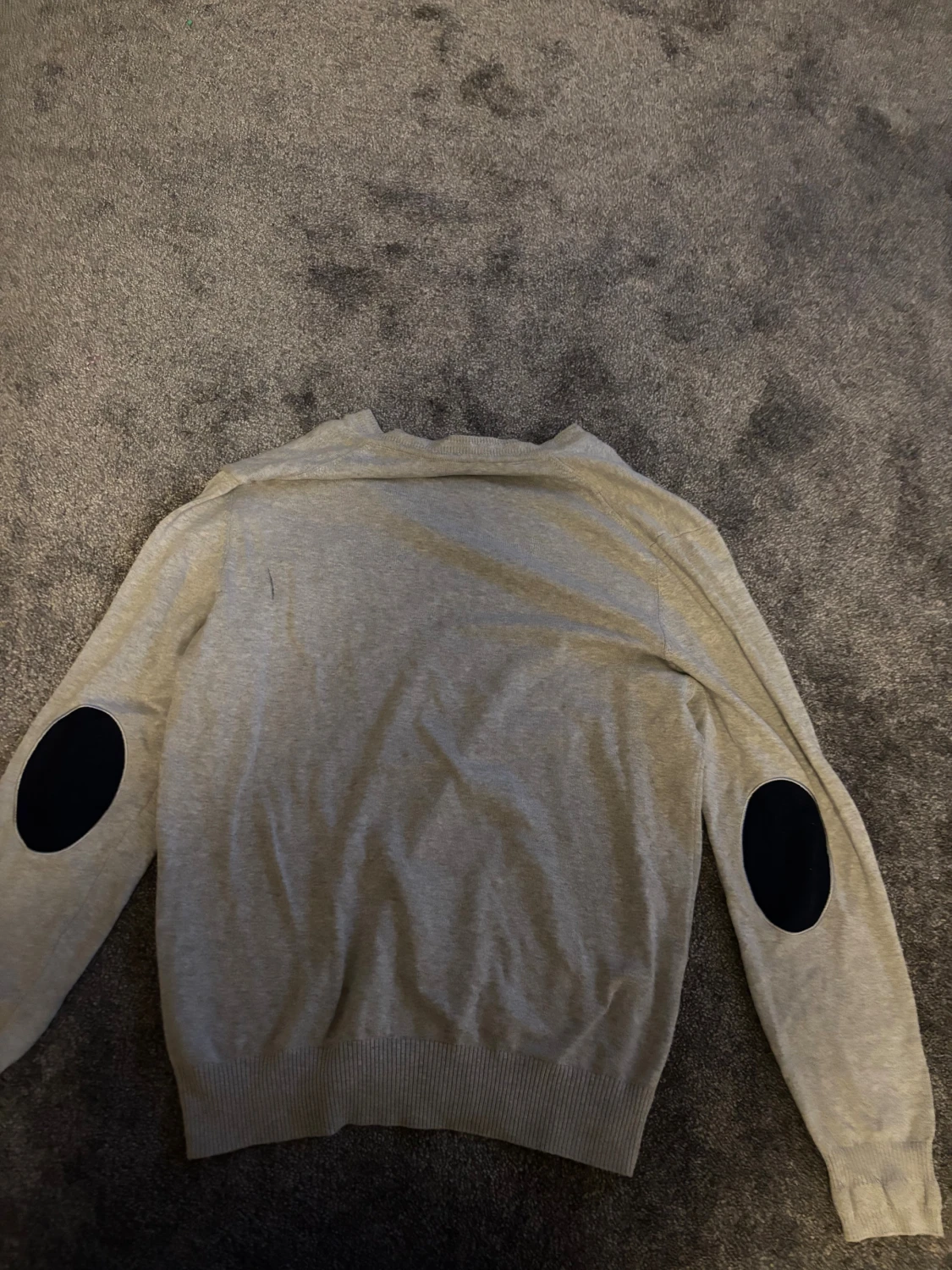 Grå v-ringad tröja Sir Raymond Tailor - 3