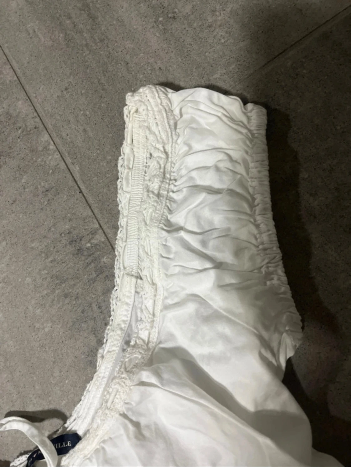 Vit blus med spets från Brandy Melville - 2