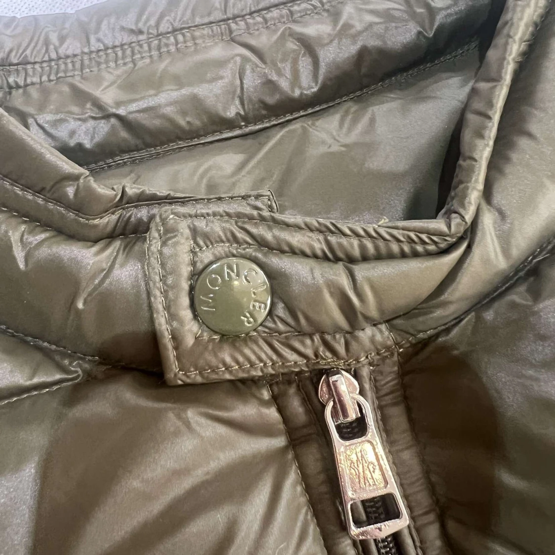 Moncler väst gui - 2