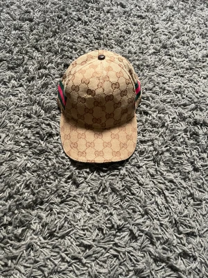 Gg keps  - Mycket bra skick 