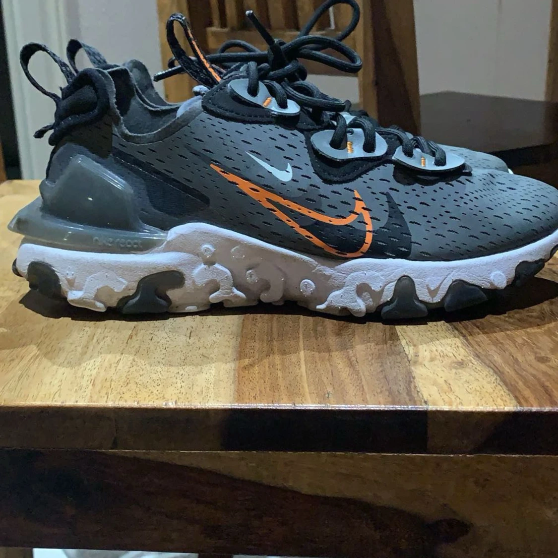 Nike React Element sneakers grå/orange