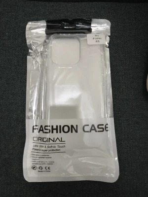TPU Case for iPhone 14 Pro - Transparent TPU skal till iPhone 14 Pro, ultra slim och mjuk yta för bekväm känsla. Ger kraftfullt skydd mot stötar och repor. Produkten är ny och förpackad, utan synliga defekter eller slitage.