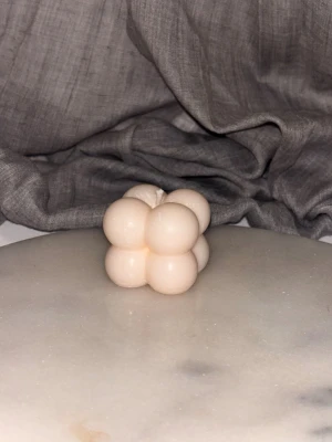 Mini bubbelljus - Vi har även bubbelljuset i mini 🥰 även detta gjort på 70% sojavax och 30% stearin 🥰 följ på Instagram för mer uppdatering 