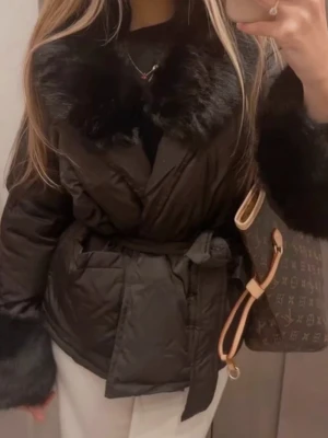 Jacka  - Superfin jacka 