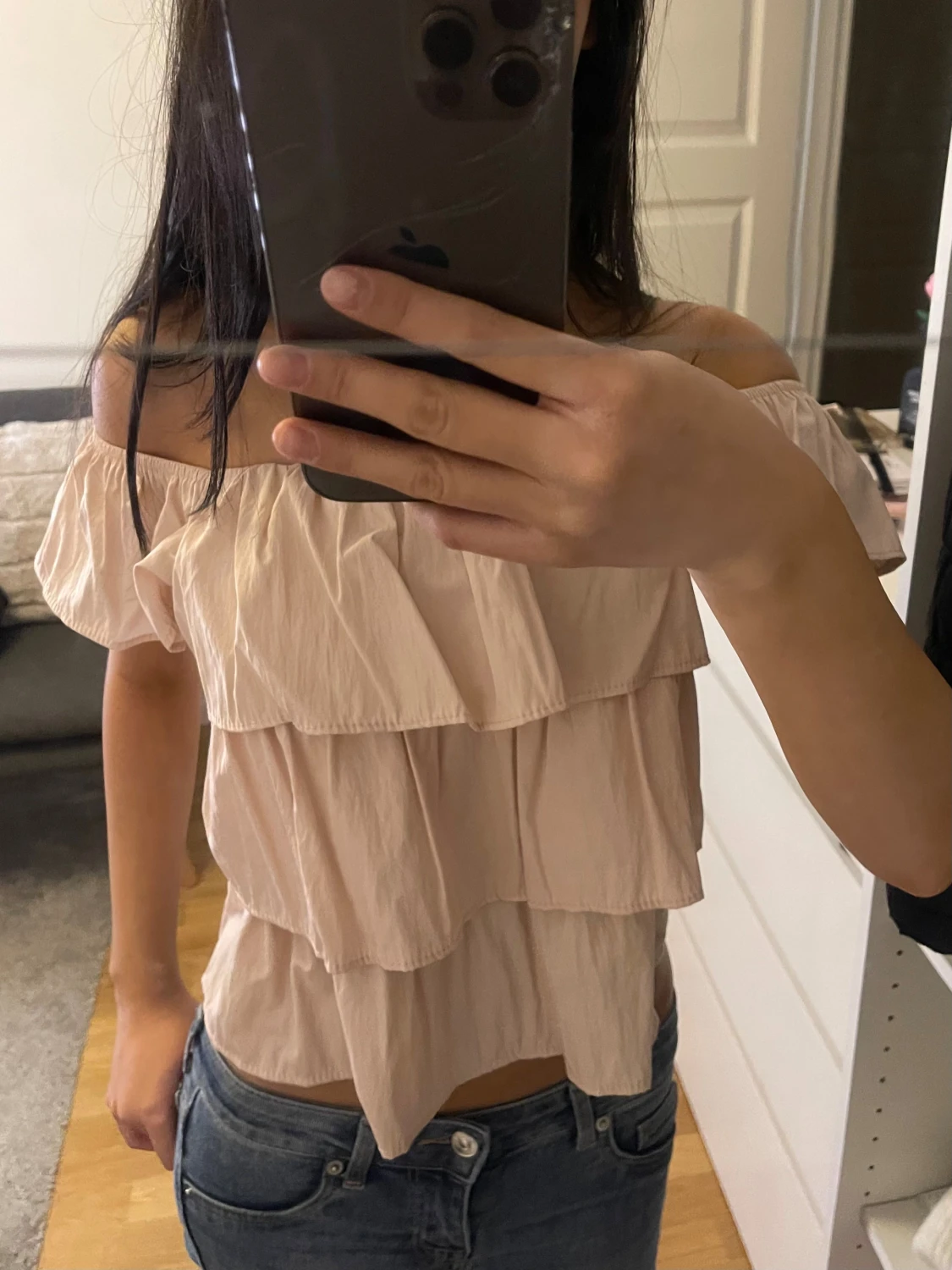 Ljusrosa offshoulder volangblus - 1
