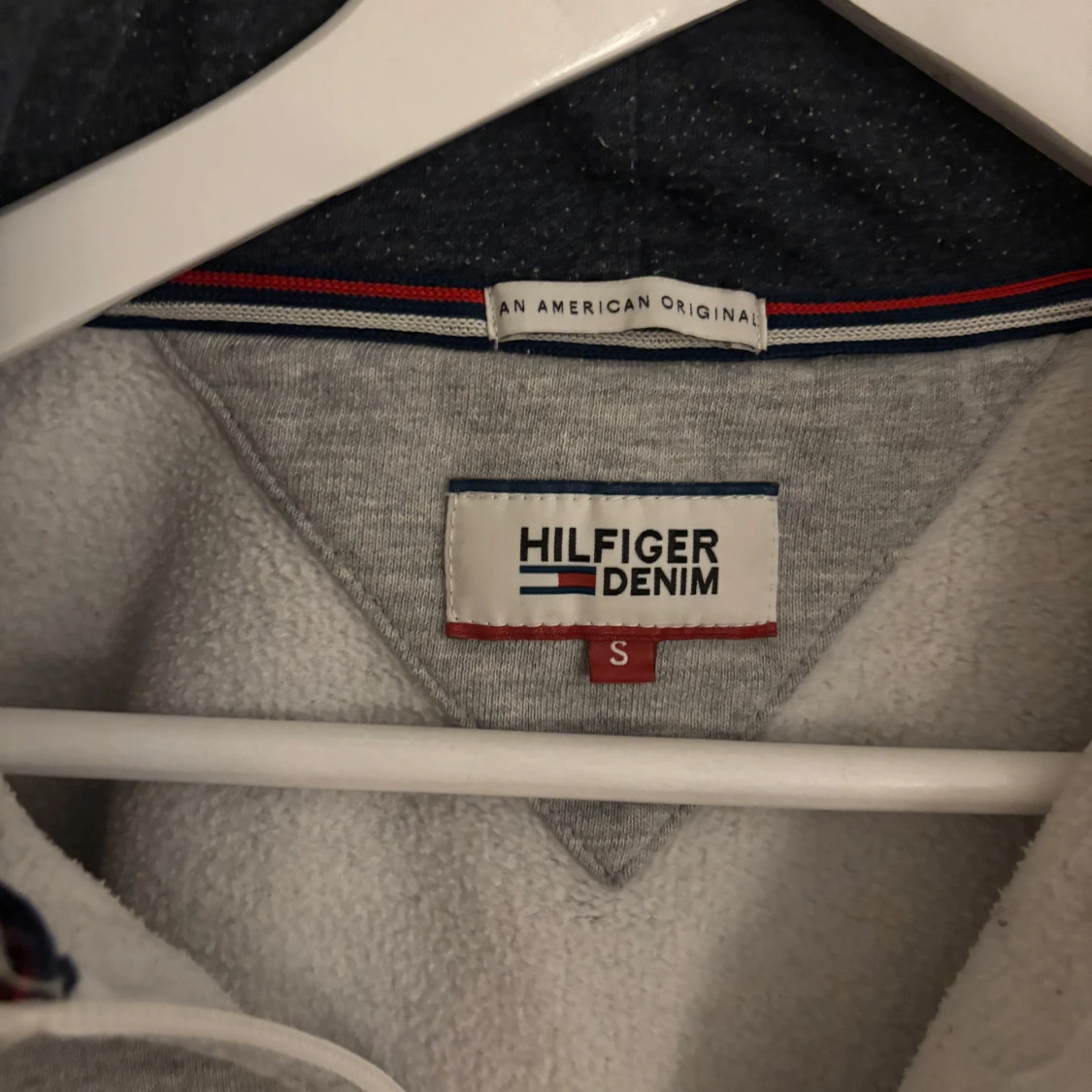 Tommy Hilfiger Hoodie - 1
