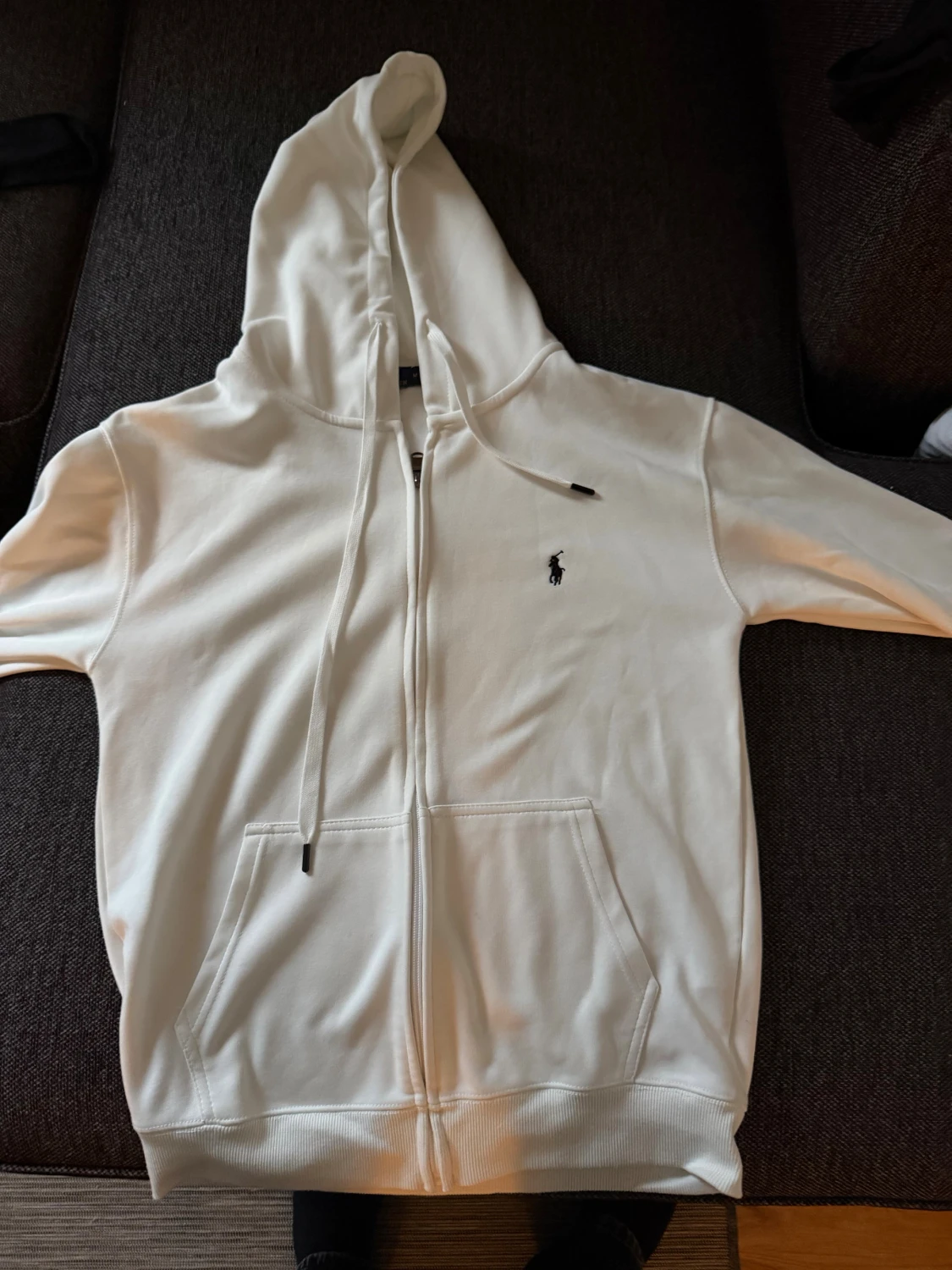 Vit hoodie från Polo Ralph Lauren - 1